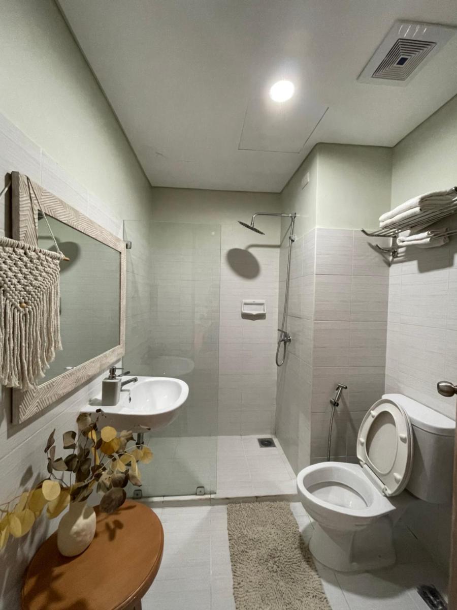 Coastal Vibe Studio - Housity
