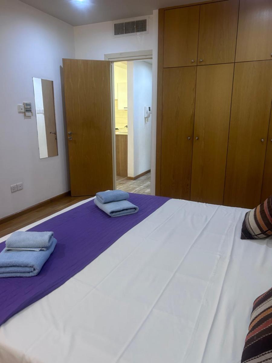 Ithaki Phinikoudes Apartments No. 106 - Housity