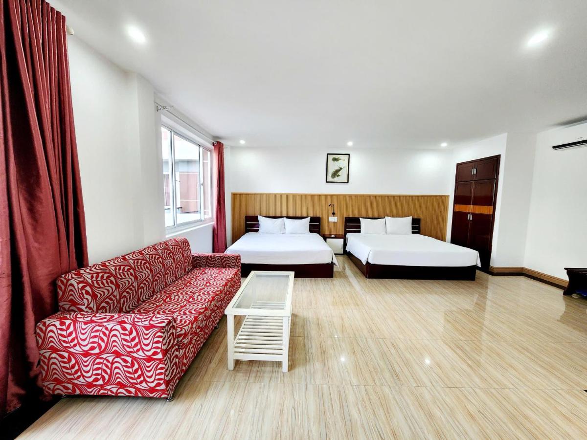 Happy Light Beach Hotel - Housity