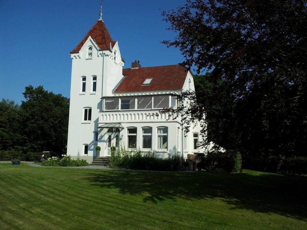 Villa Baltica - Turm-Appartement - Housity