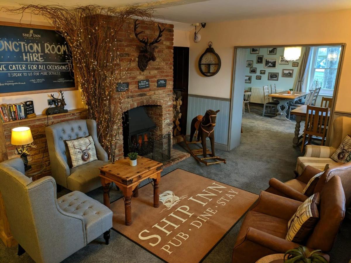 The Ship Inn - Housity