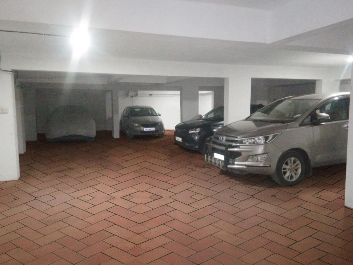 Diya Hotel - Hizvo