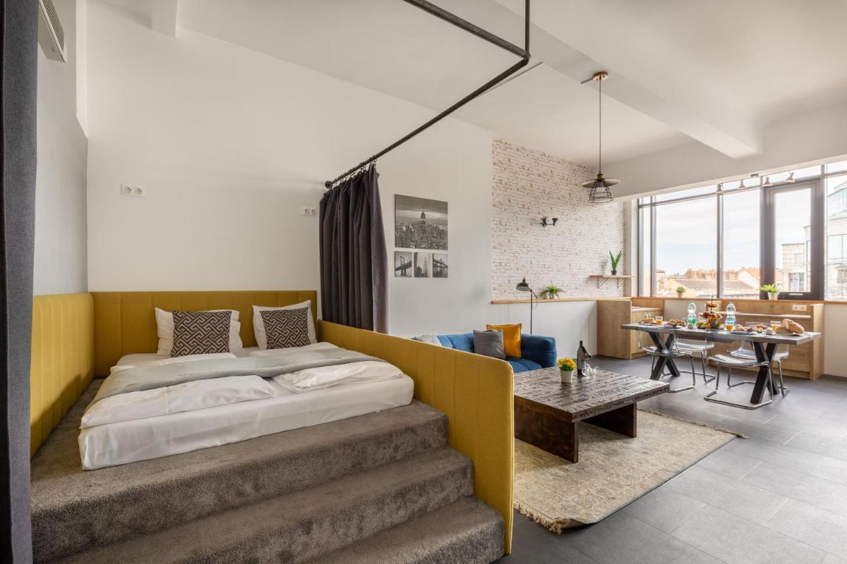 LOFT Astoria Suites by Vagabond - Housity