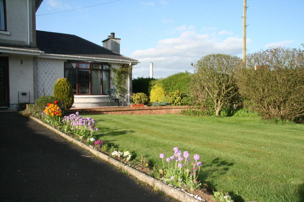Ken-Mar House Bed and Breakfast - Housity