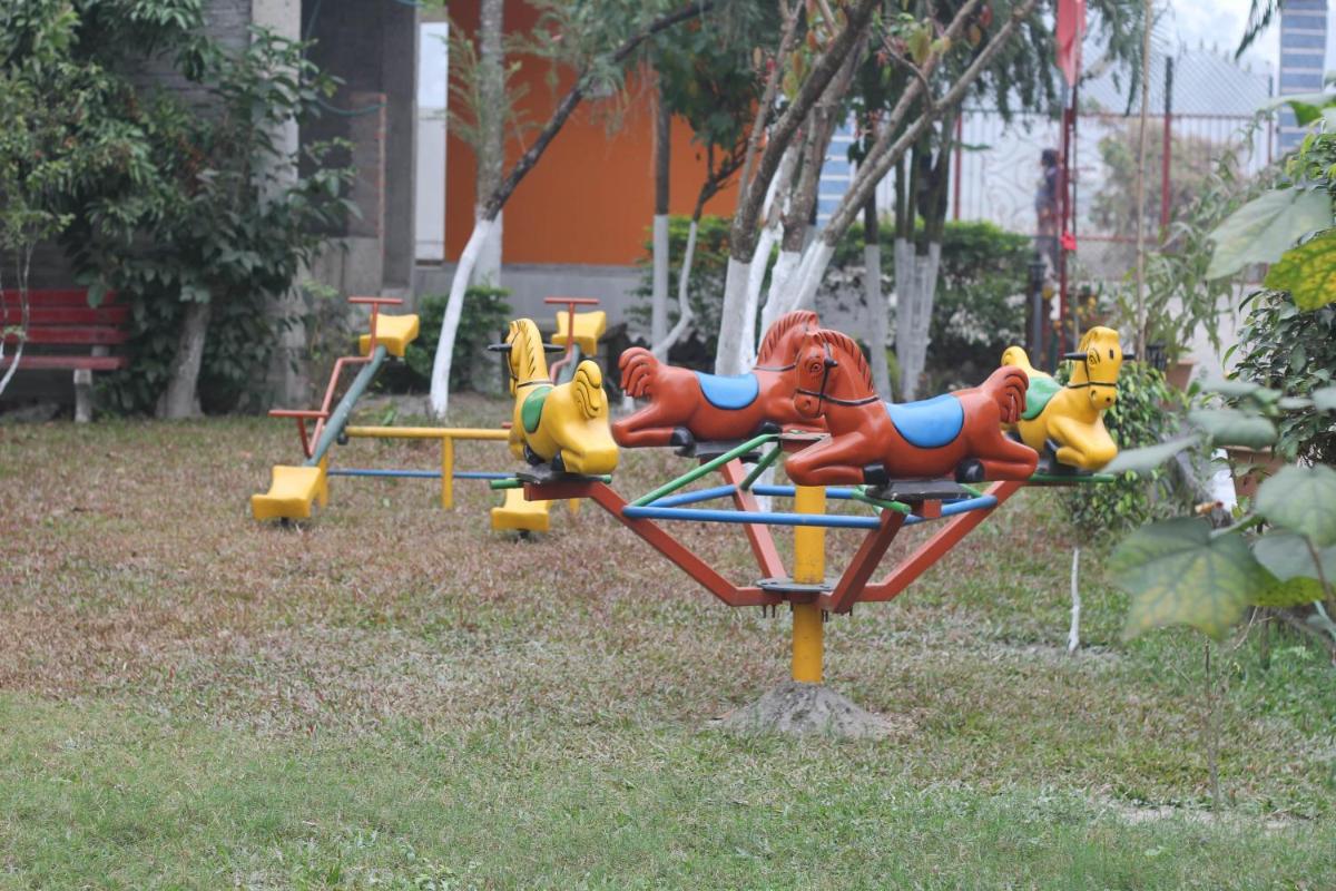 Rose wood point - Housity