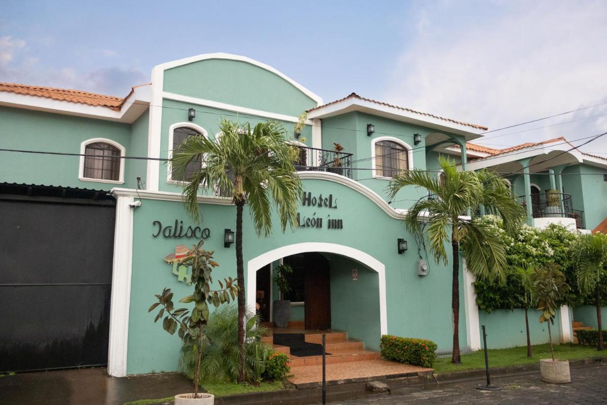 Hotel León Inn - Housity