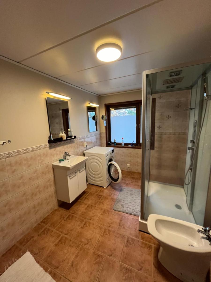 Radhus invid Kurjoviken - Housity