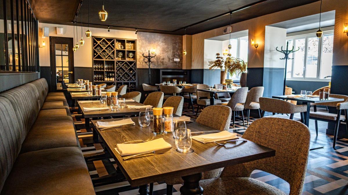 Logis hôtel Restaurant Le Faisan Dore - Housity