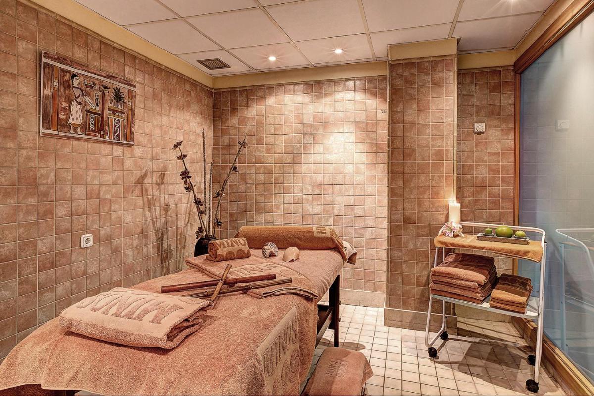 Spa o instalaciones de bienestar en Peñiscola Plaza Suites