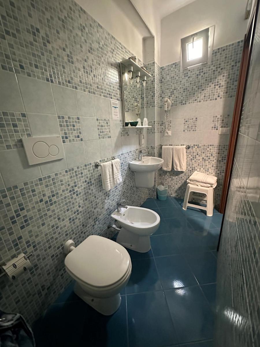 Hotel Svizzera - Housity