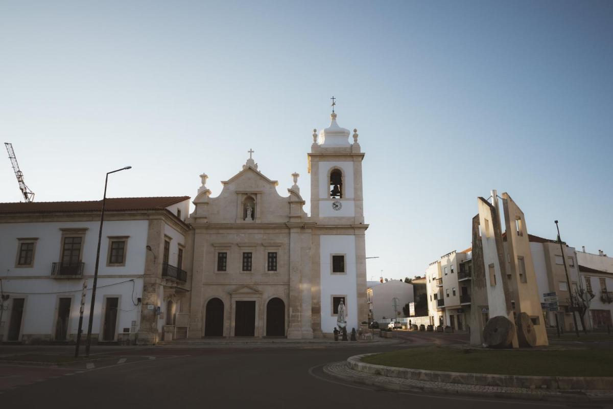 O edifício onde o hotel está situado