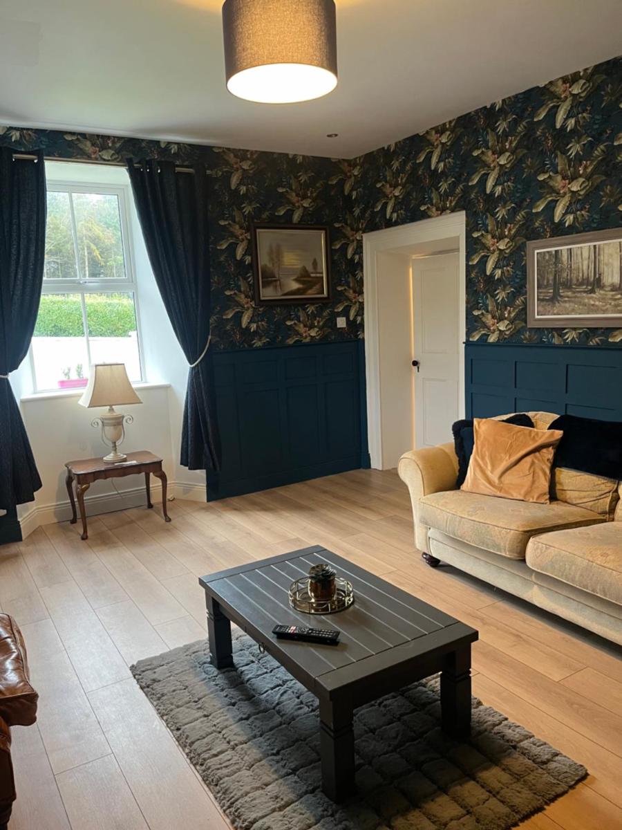 Entire Farmhouse in Tipperary - Housity