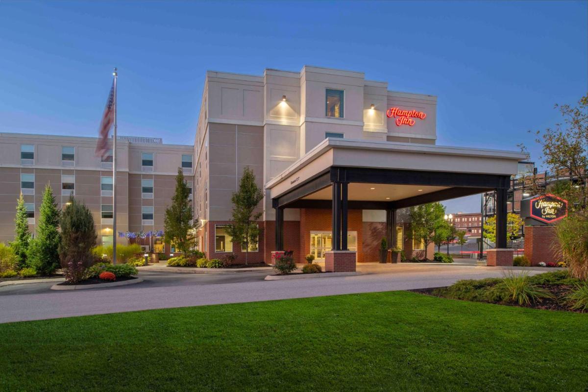 Hampton Inn Lewiston-Auburn - Housity