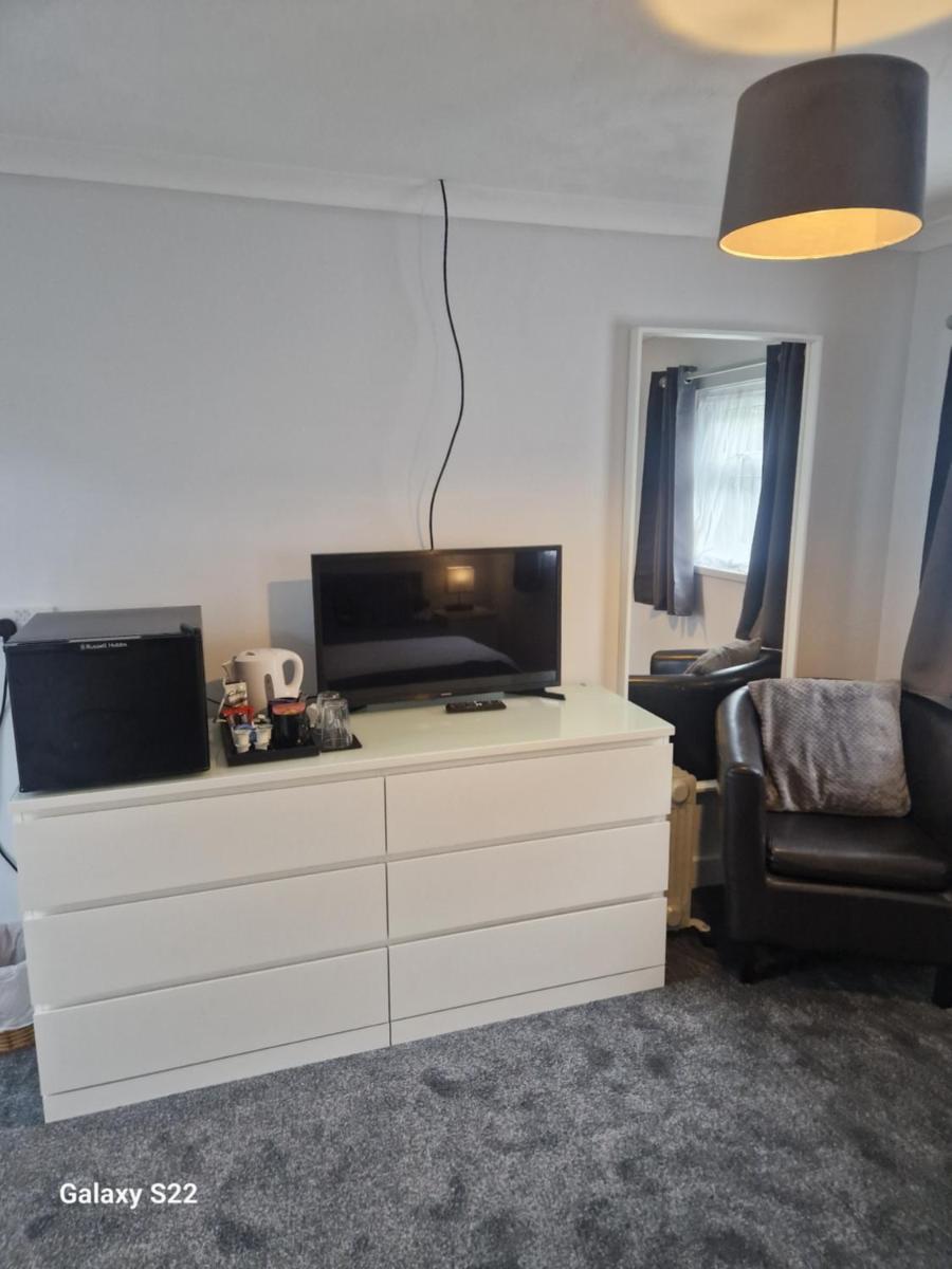 Farne Lodge - Housity