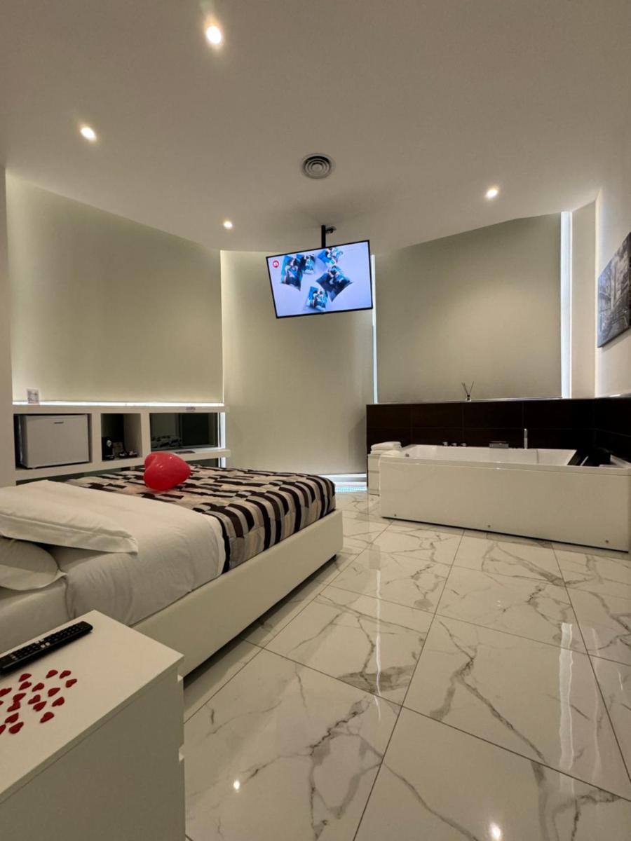 B&B Rossini Luxury 3 - Housity
