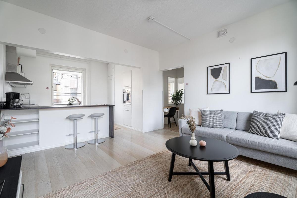 2ndhomes Tampere "Penthouse" Apartment - Private Sauna & Terrace - Housity