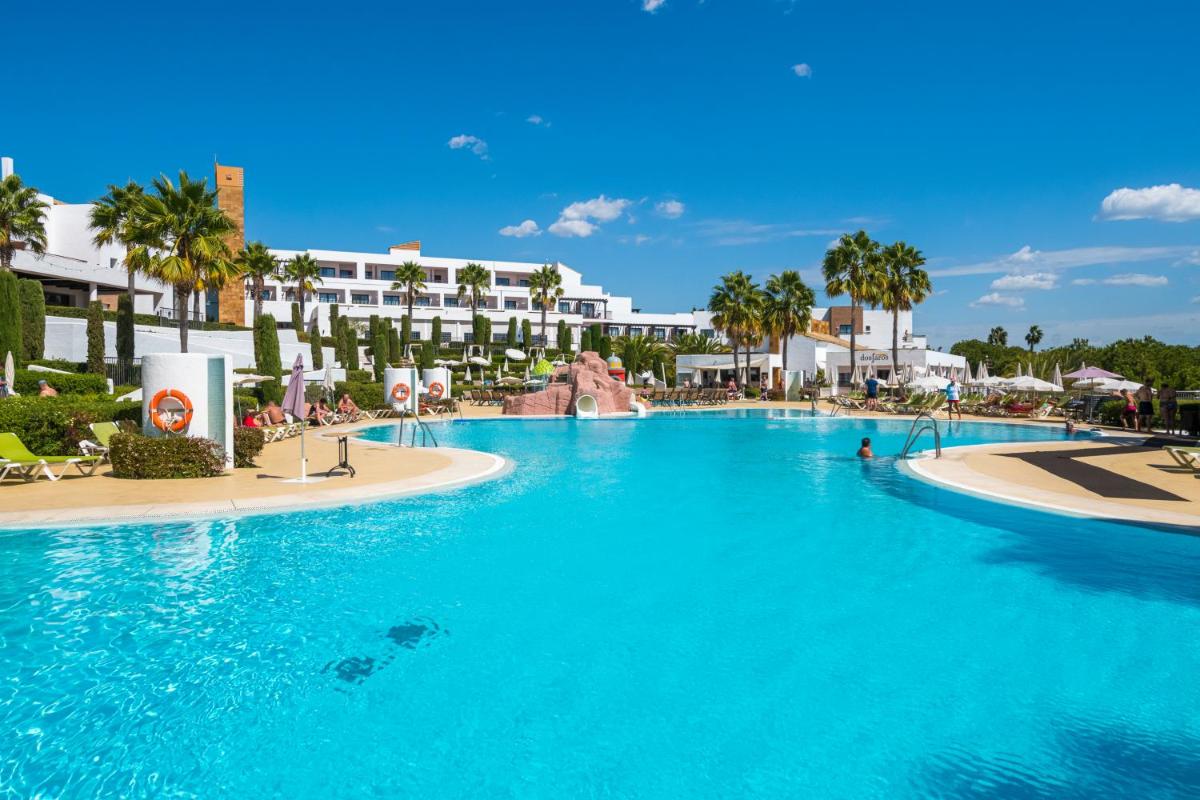 Piscina en o cerca de Hotel Fuerte El Rompido