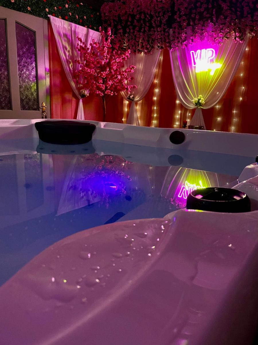 Cleomack View, Annexe apartment with Hot Tub - Housity