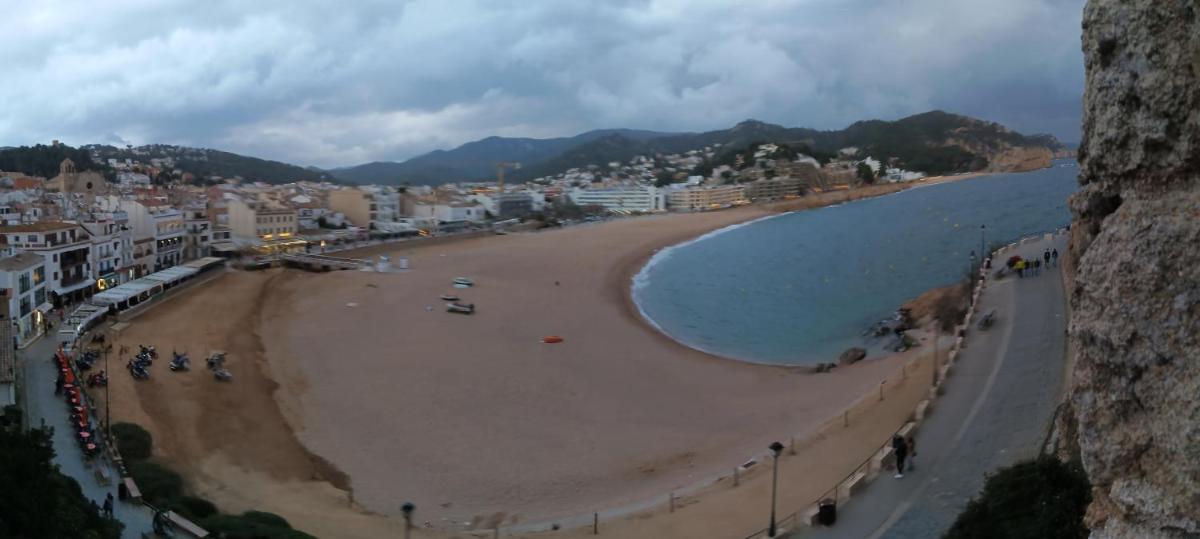 Apartamento con piscina - Tossa - Magníficas vistas al mar - Housity