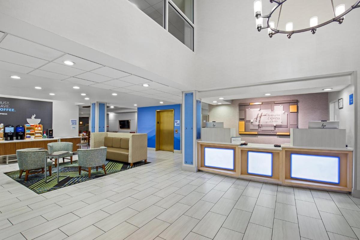 Holiday Inn Express & Suites Kings Mountain - Shelby Area by IHG - Housity