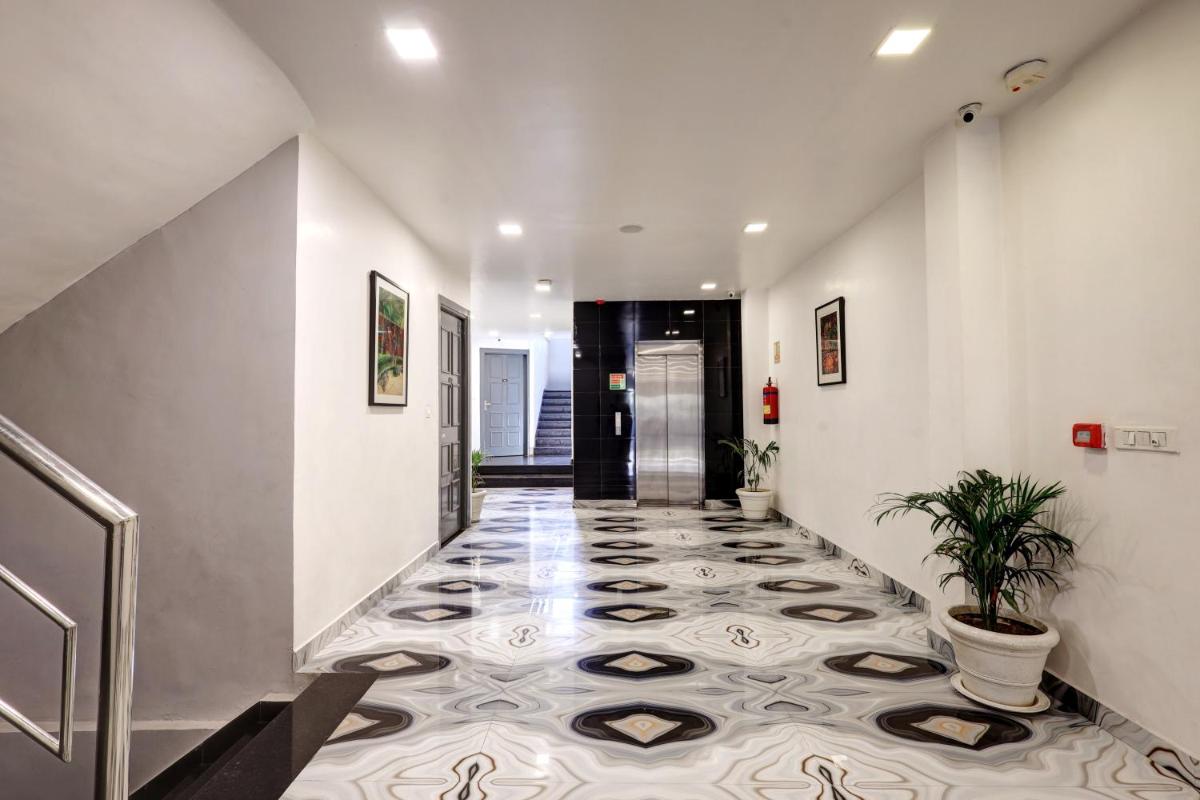 Hotel The Rasa Near Welcome Metro Station - Housity