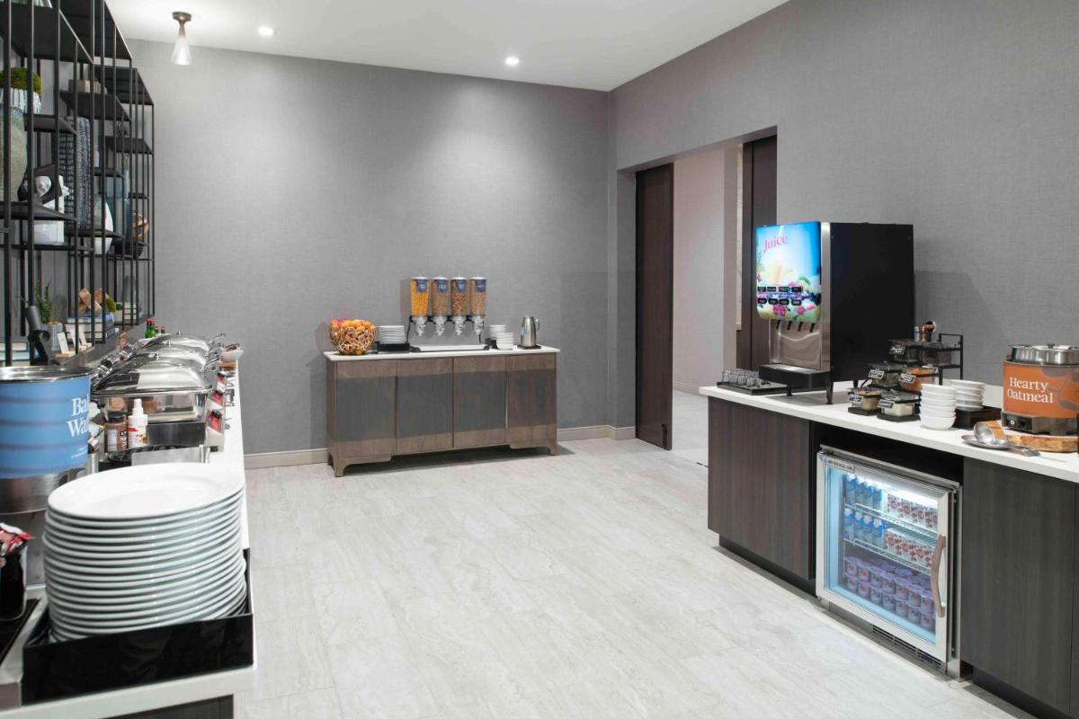 Homewood Suites By Hilton Boston Logan Airport Chelsea - Housity