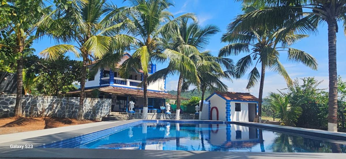 Aqua Arina Holiday Farm House - Housity