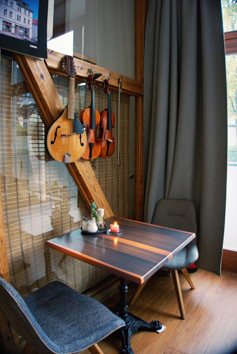 Schillers Hotel & Café - GARNI - - Housity