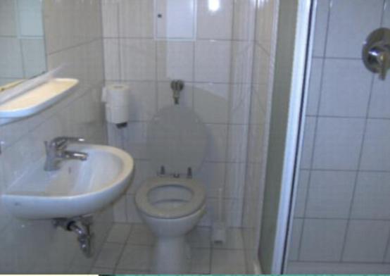 Central Studio Apartments - Housity
