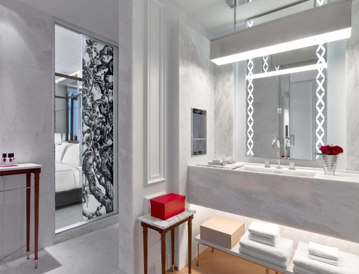 Baccarat Hotel and Residences New York - Housity