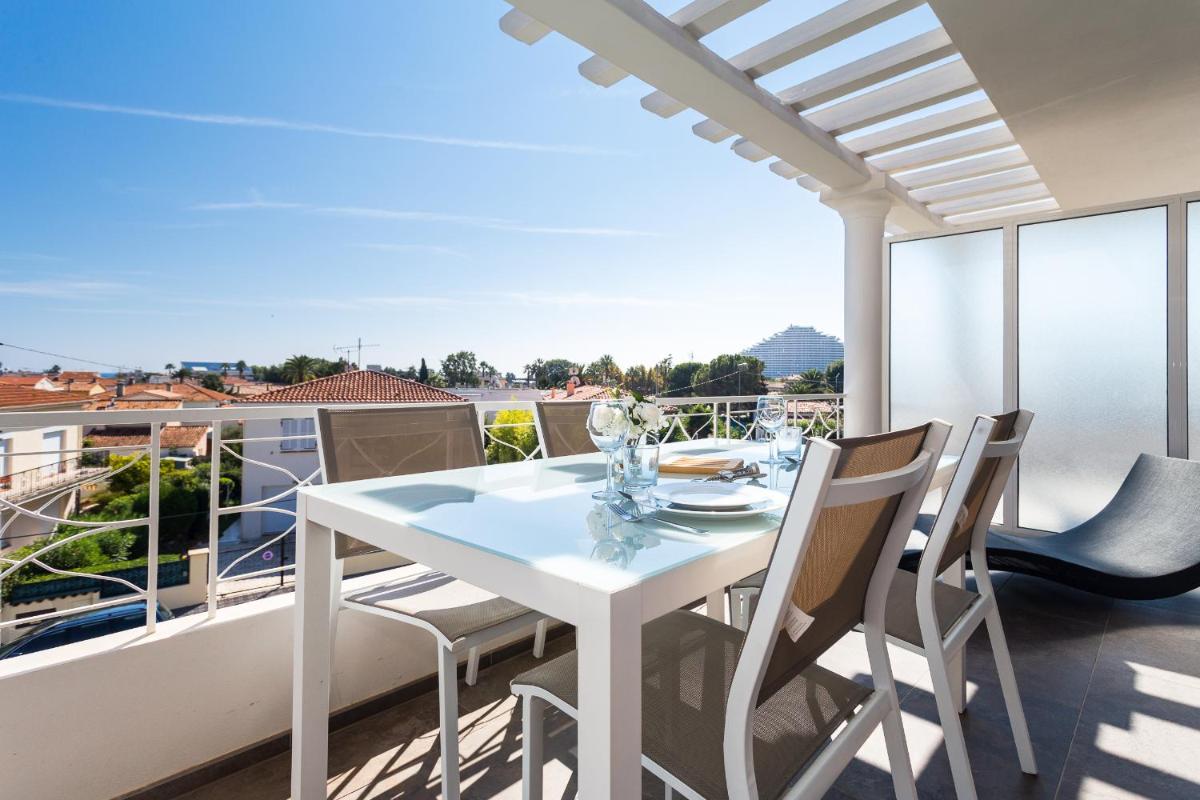 Villa Velvet - Housity