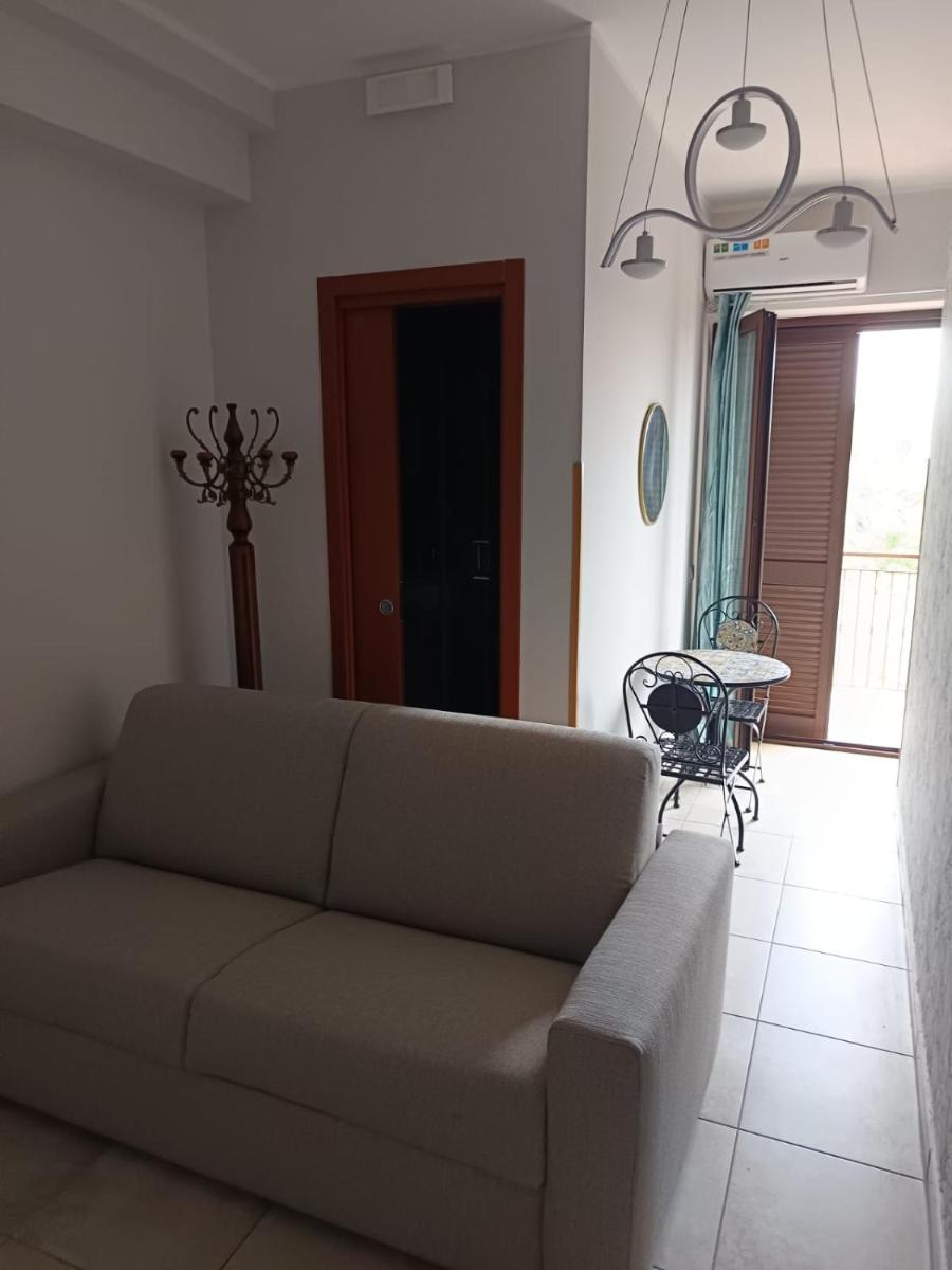 Interamna Dreams - Housity