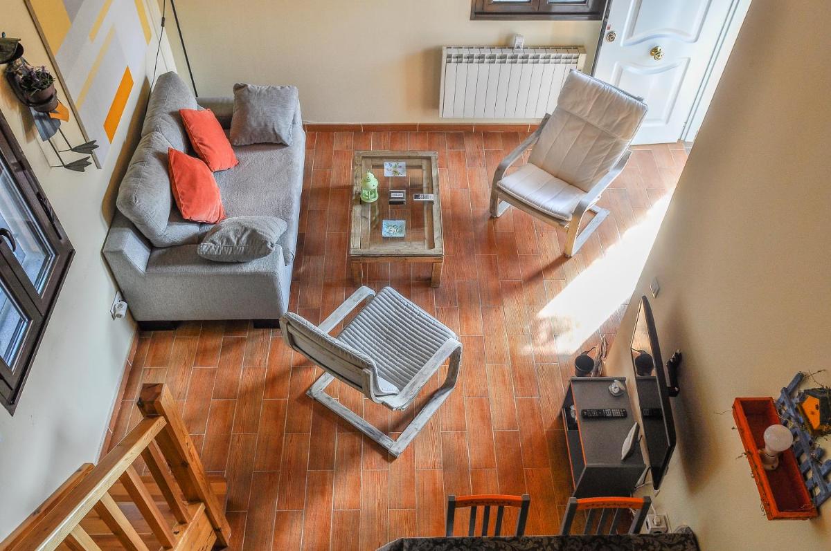 Acogedora casa con verde jardín by CABANA Rentals - Housity