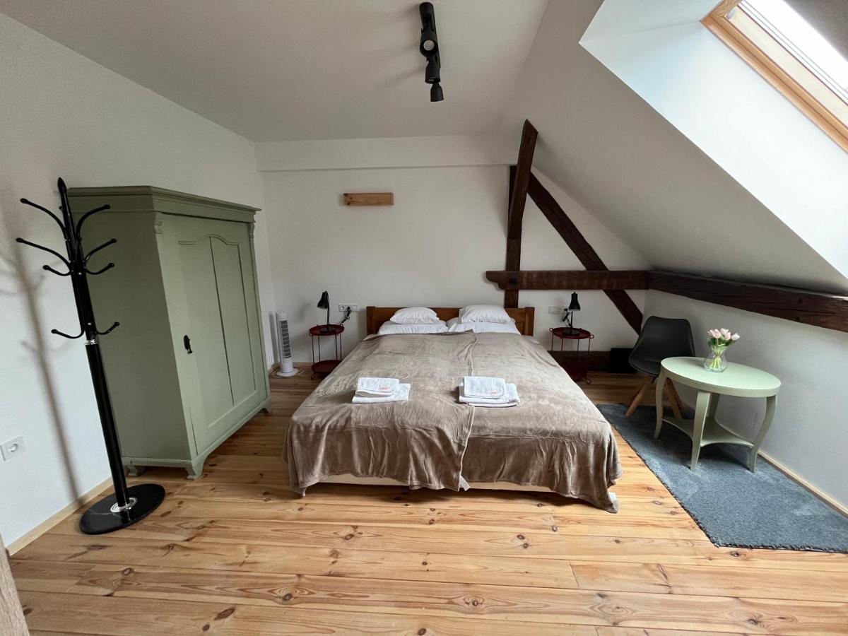 Várkerület 6 Apartman - Housity