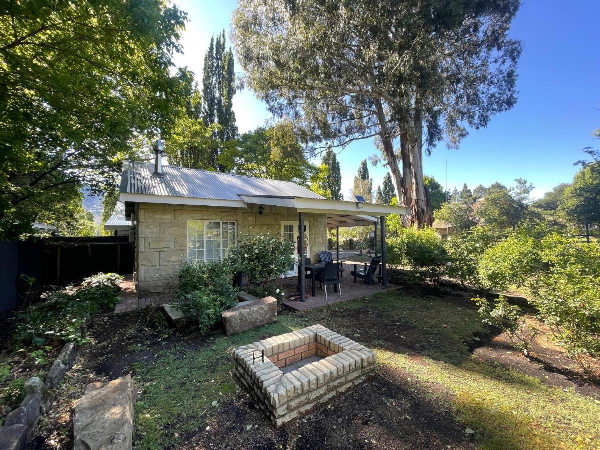 Periwinkle Grove Cottage - Housity