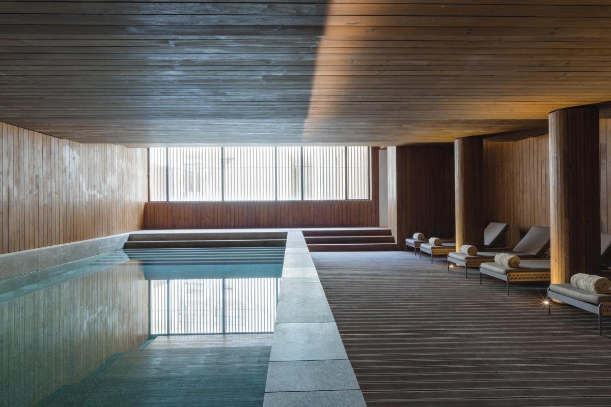 A piscina em ou perto de Casa da Companhia Hotel & Spa, Vignette Collection by IHG