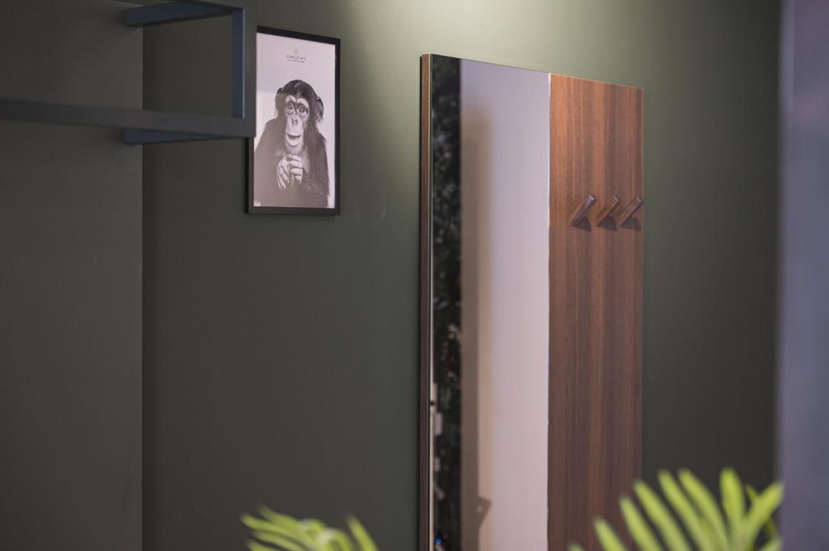 JUNGLE No5 Boutique Hotel - Stuttgart City-Center - Hizvo