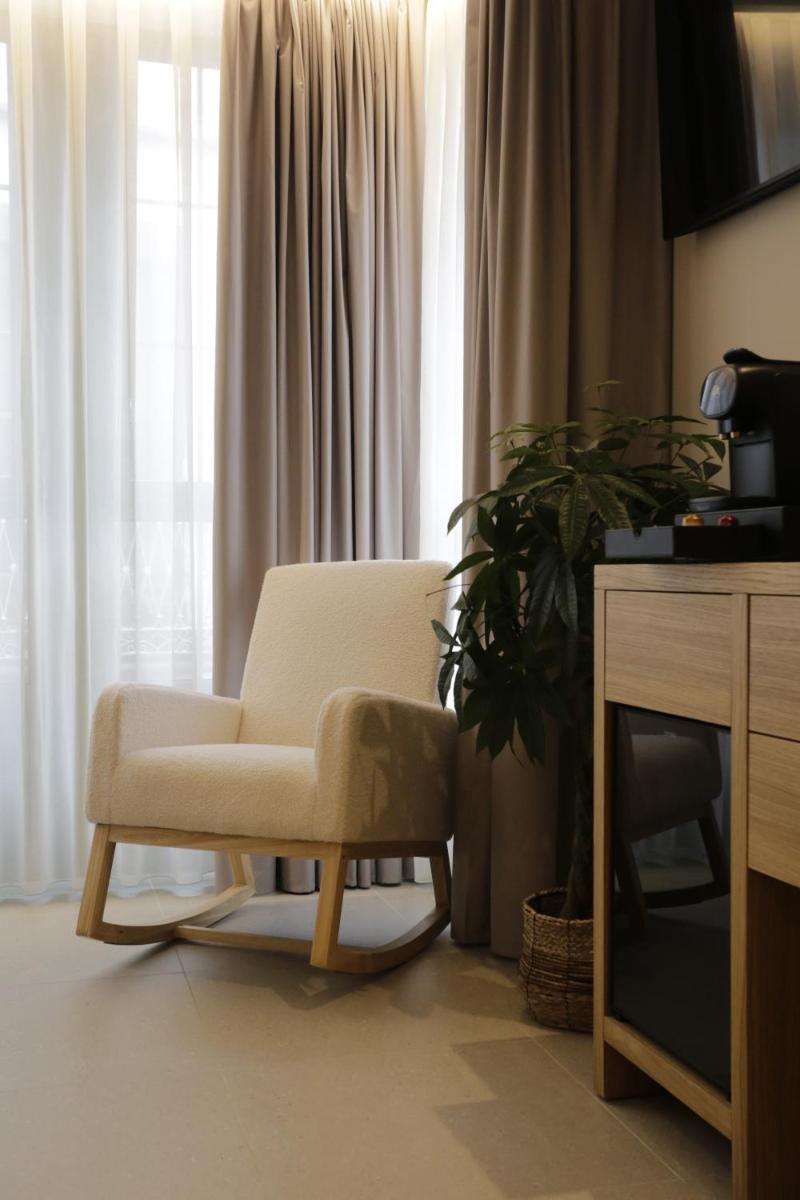 Hotel Puerto de Luarca - Housity