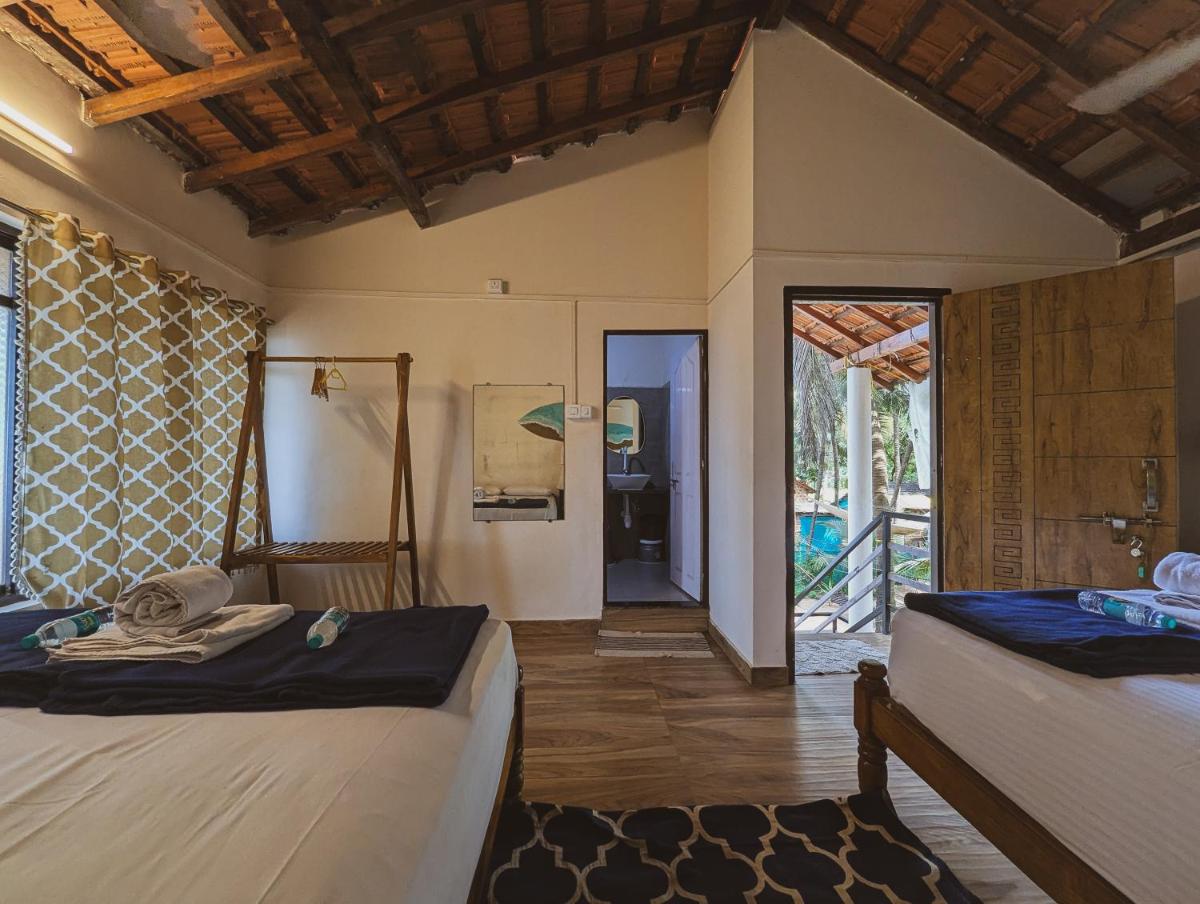 Sunset Cafe Beach Stay - Housity