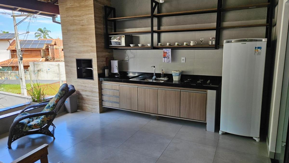 Casa do Sérgio lindo loft ideal para casa e pequena família,moderno e confortável - Housity