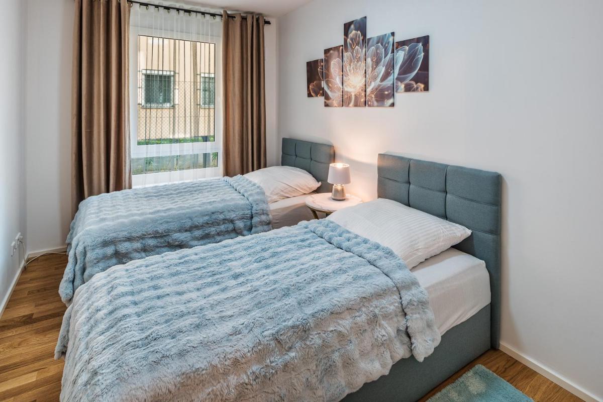 Apartment am Großen Garten - Terrasse & Parkplatz -8 Personen - Housity