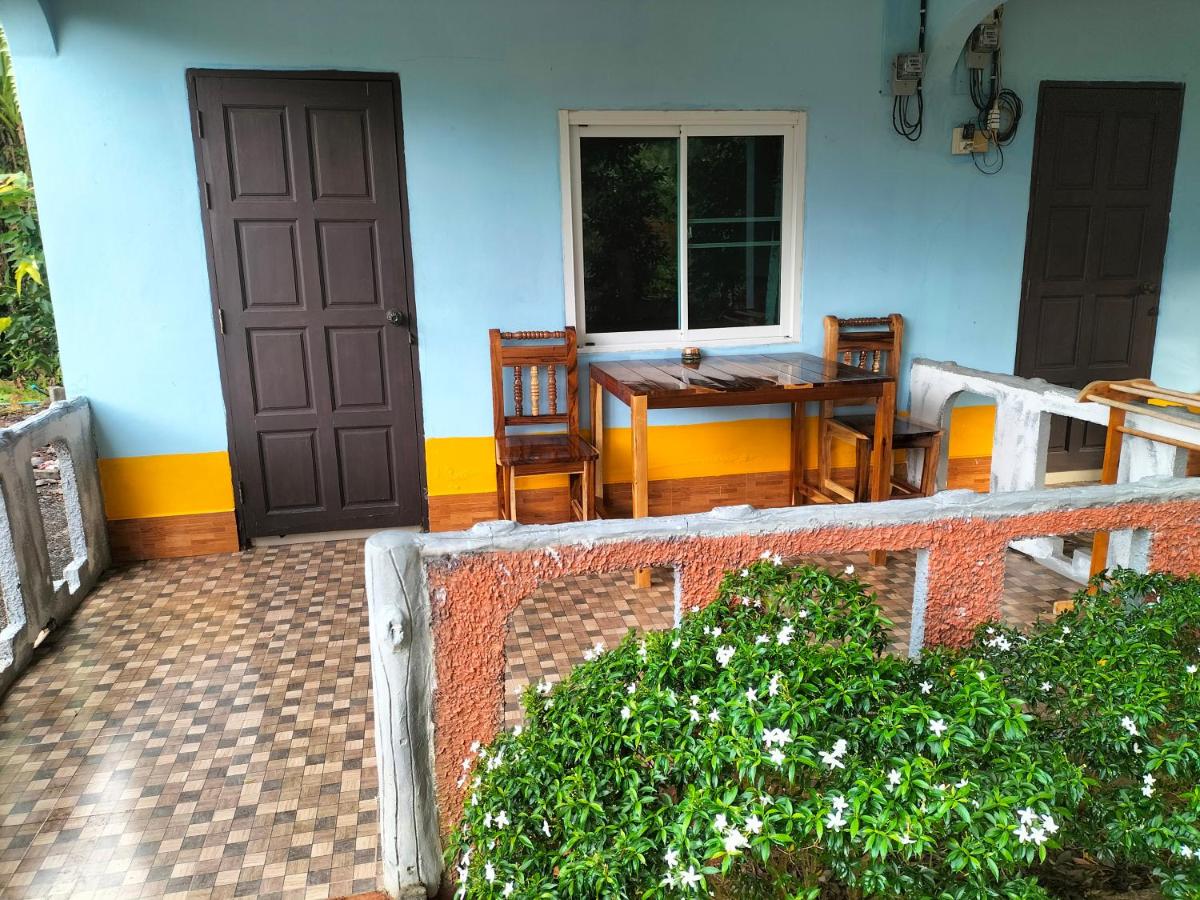 Lanta Blue House - Housity