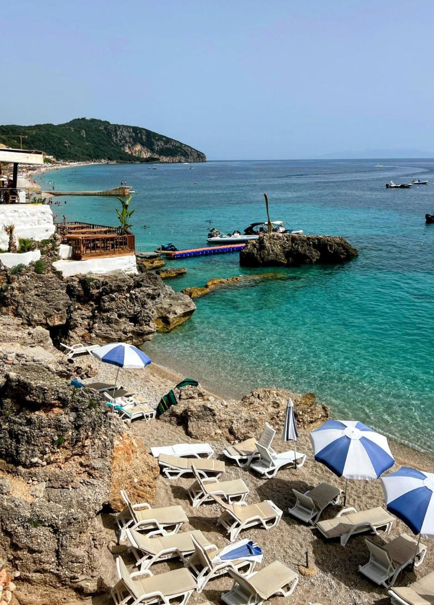 Hotel villa Petro Dhermi - Housity