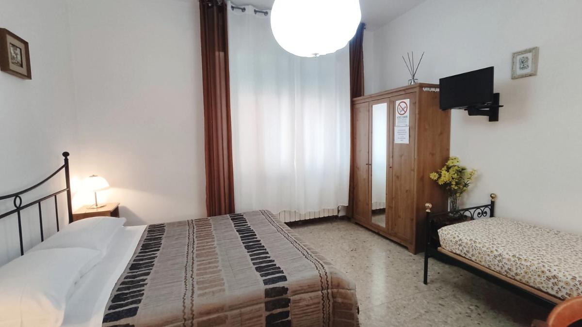 Casa Elvezia Guest House - Housity