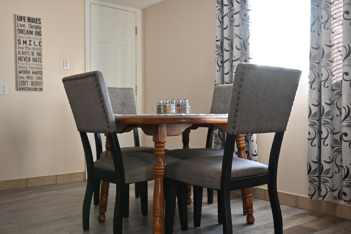Elgin Suite - Housity