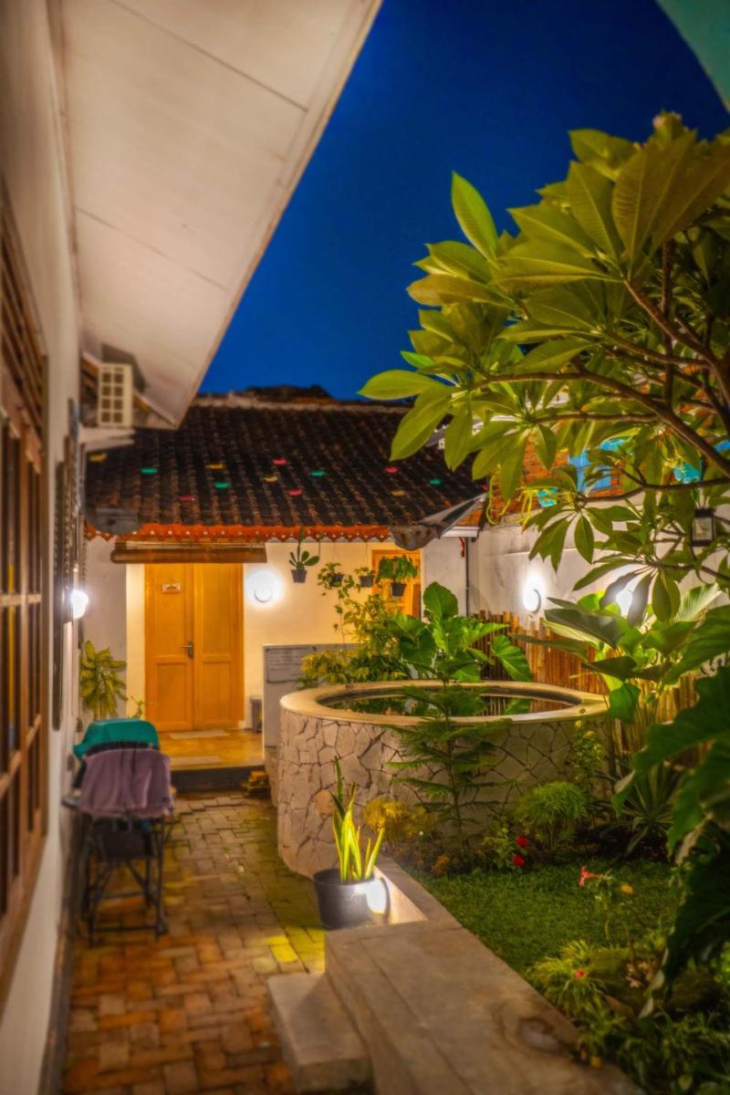 Wonderloft Hostel Jogja - Housity