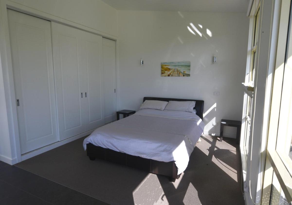 Riverwalk B&B - Housity