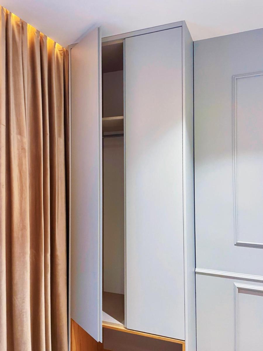 Dream Place Hotel - Housity