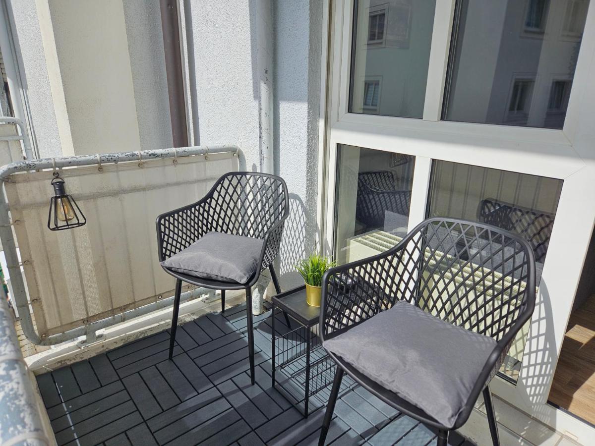 Like at home - moderne Wohnung in Königsbrunn - 30qm - Netflix - Housity
