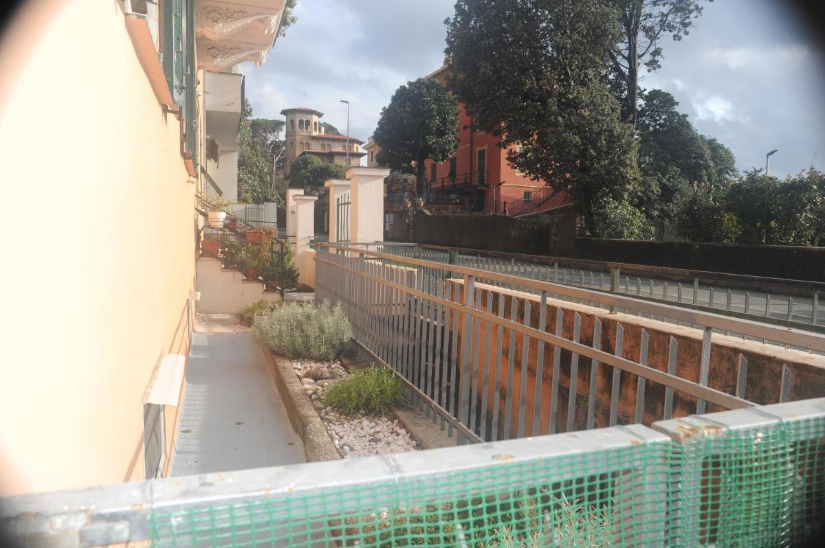 Appartamento fronte spiaggia - Housity